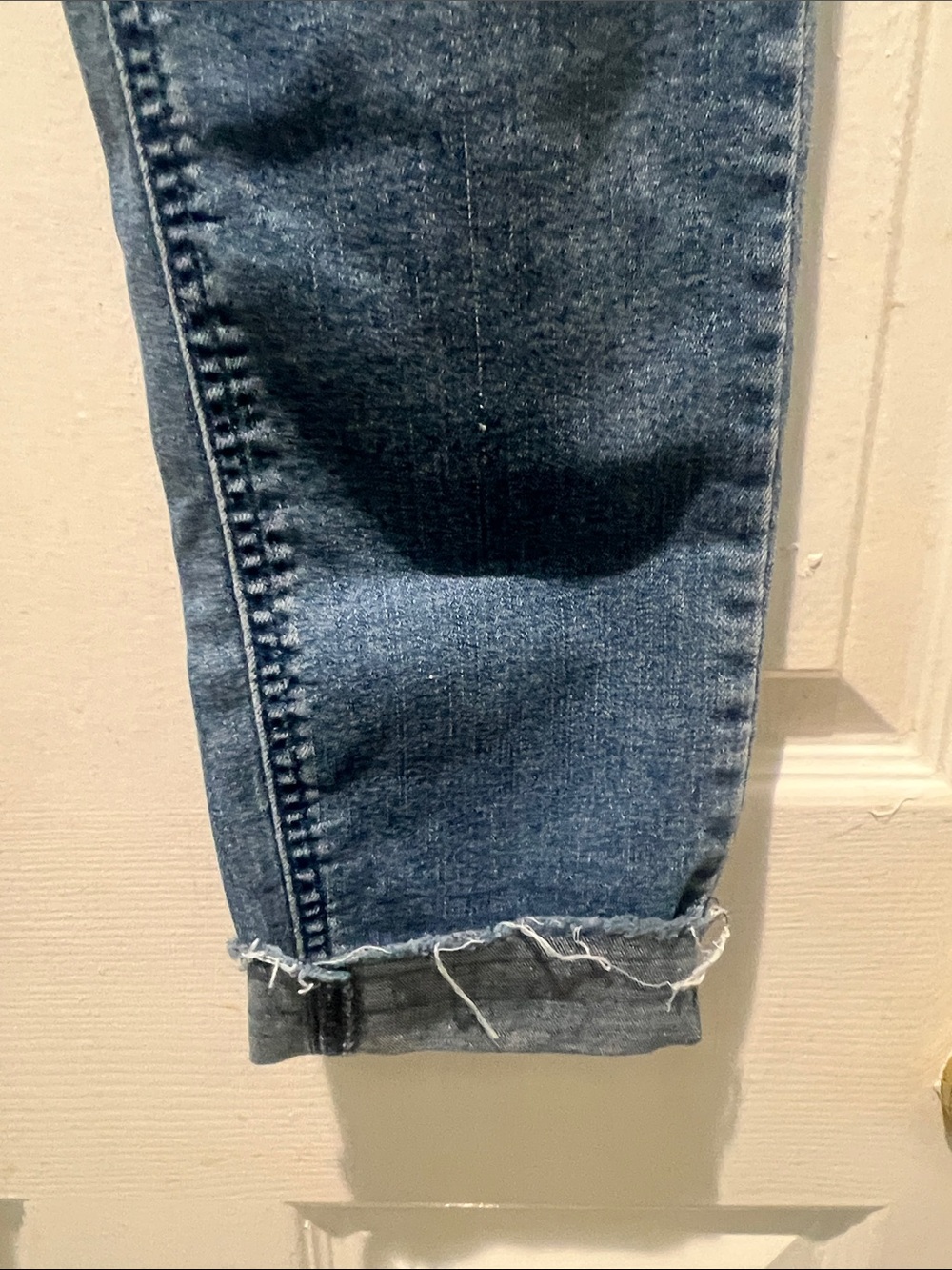 Kenneth Cole Light Blue Cropped Stretch Jeans - Picture 5 of 12